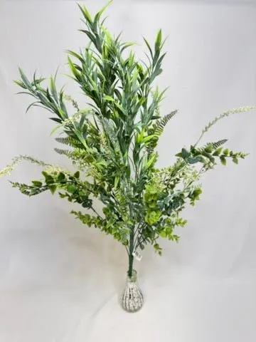 18" Plastic Mixed Grass: Green - 57491