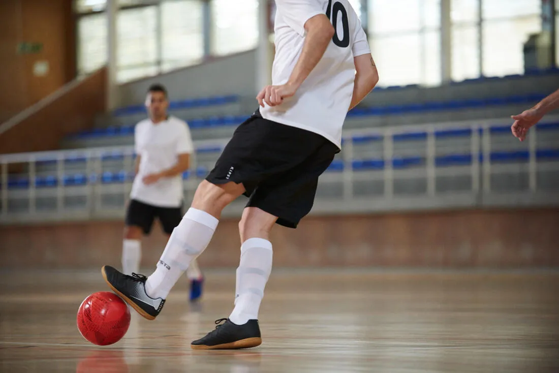 Adult Futsal Trainers 100