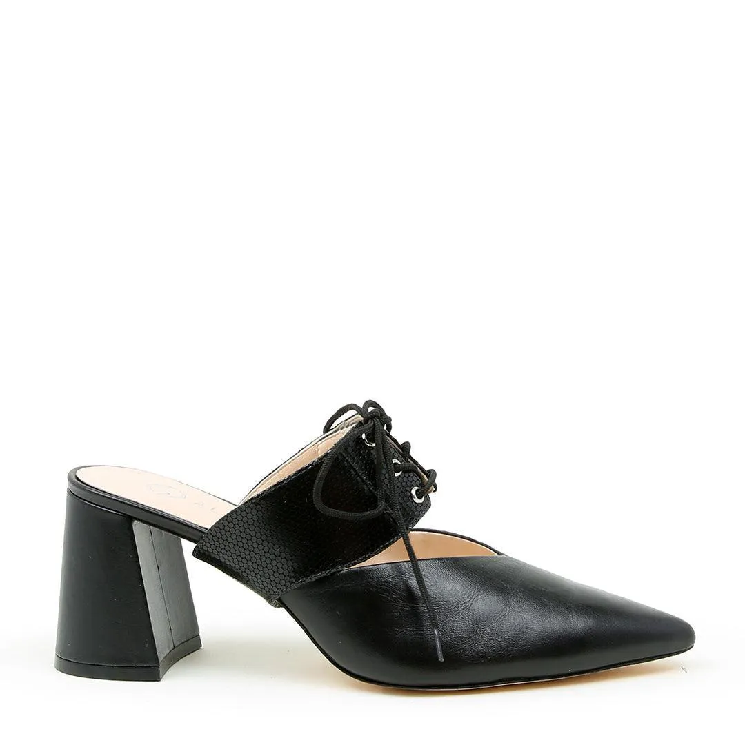 Black V Mule   Rattlesnake Tilda Strap