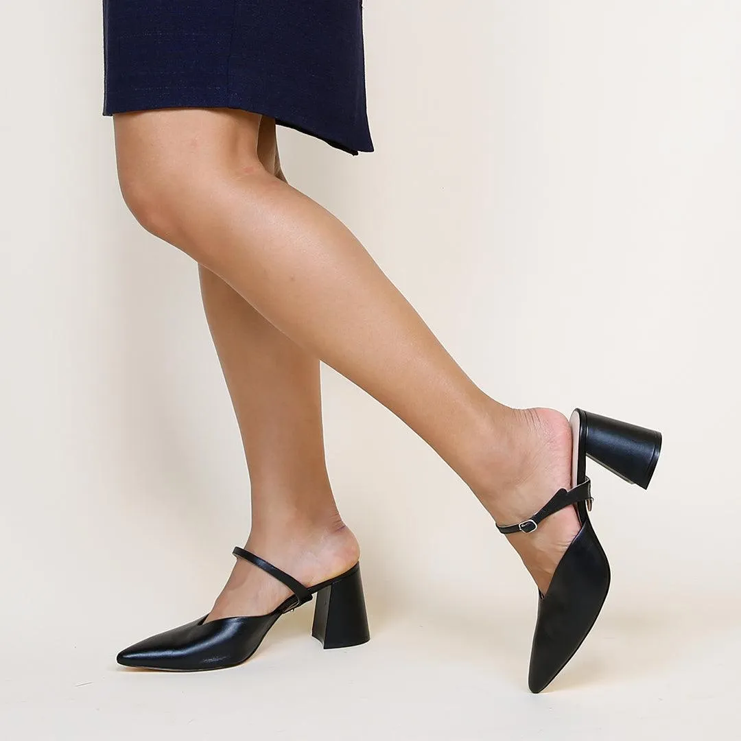 Black V Mule   Twiggy Strap
