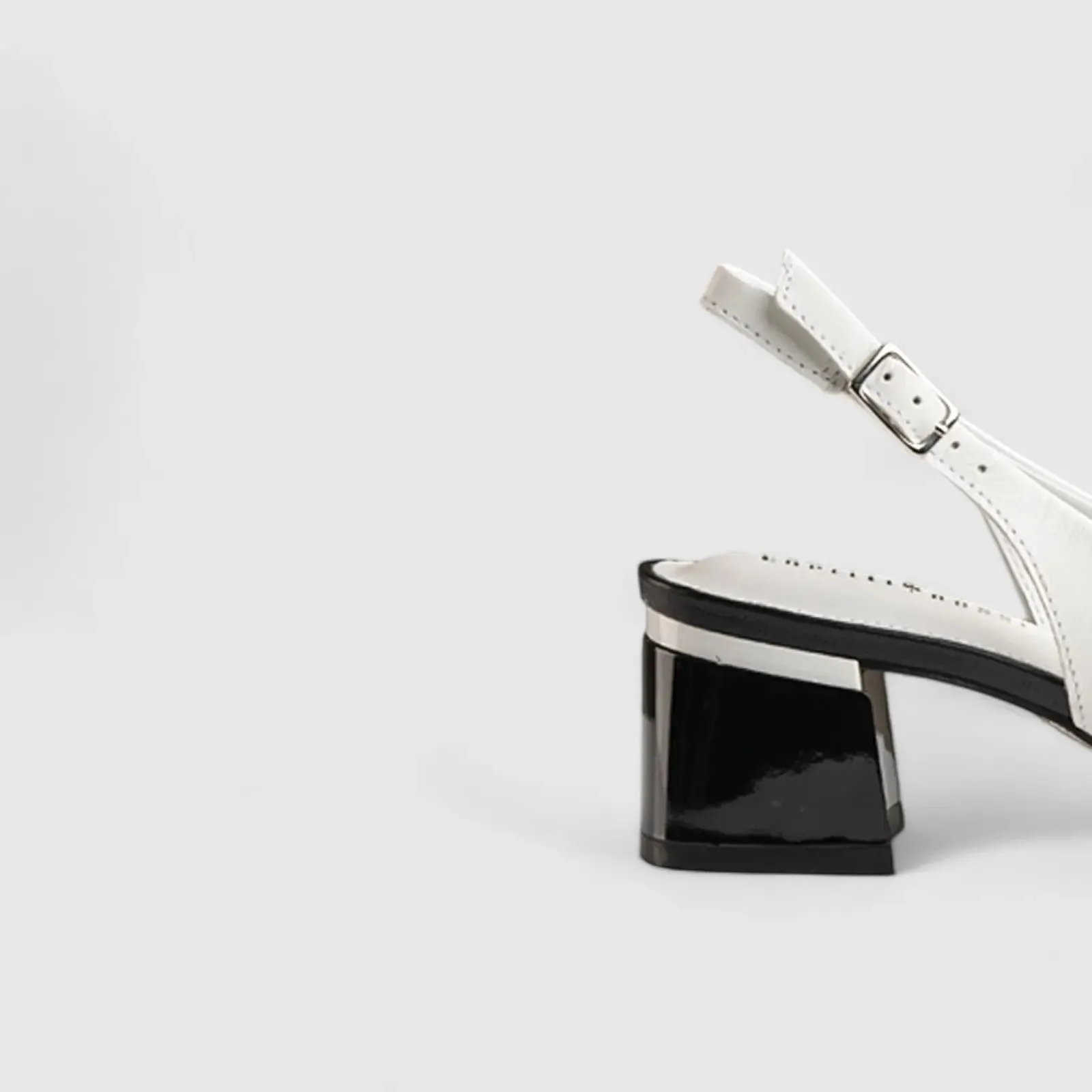 Block Heel Court Beige/White 11238