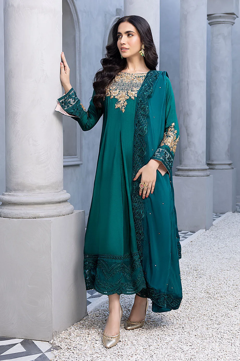 Classic Green Embellished Pakistani Salwar Kameez with Dupatta