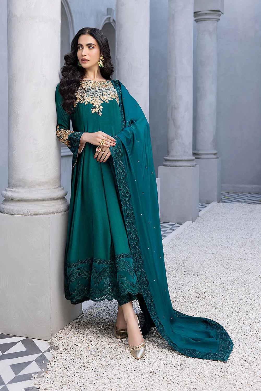 Classic Green Embellished Pakistani Salwar Kameez with Dupatta
