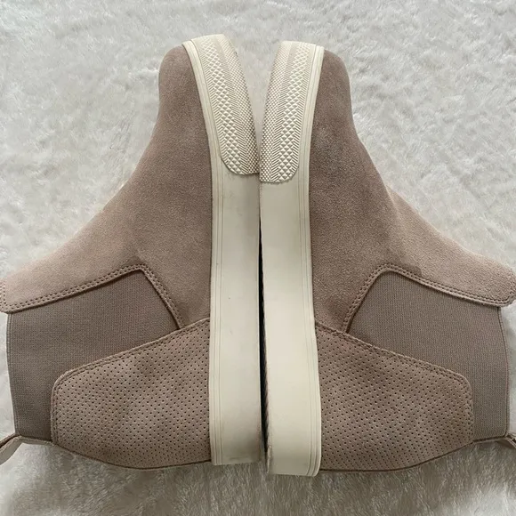 Dolce Vita Wedges Size 10 Color Tan