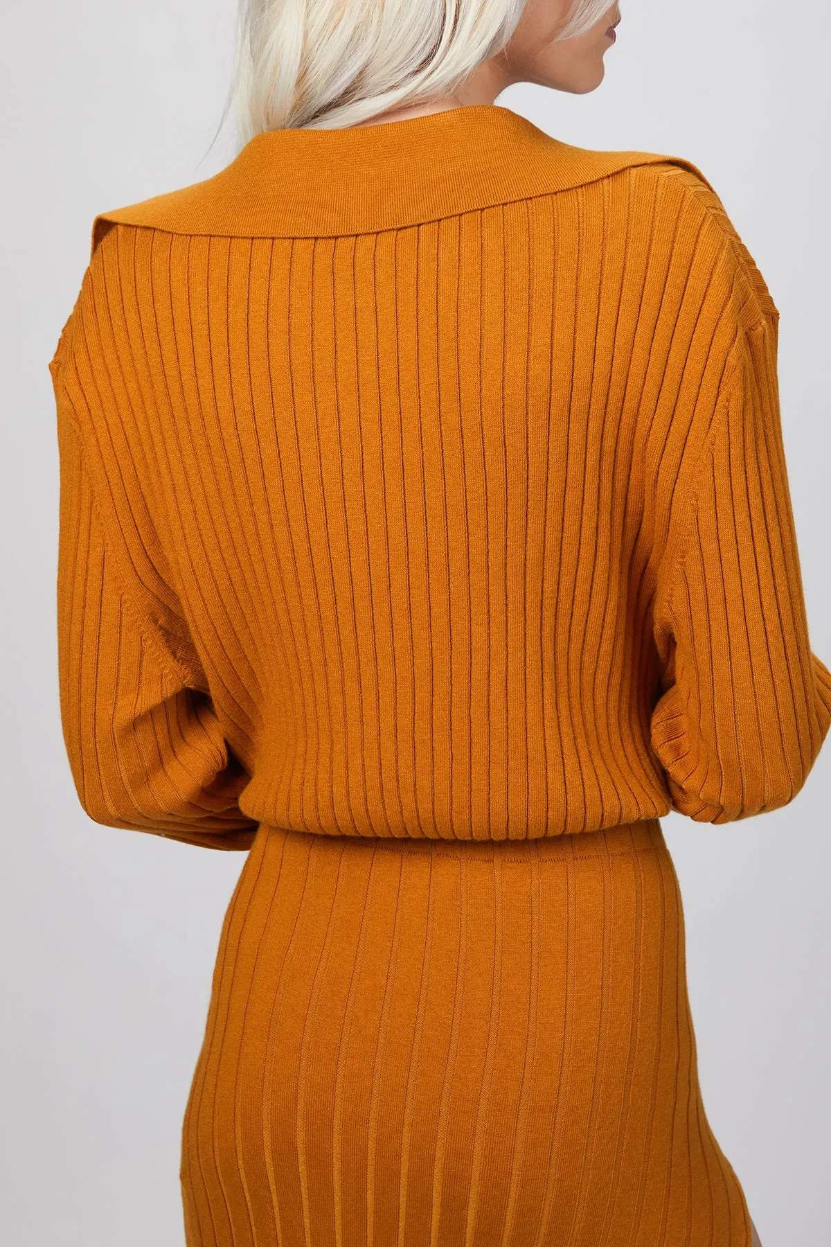 FUSAKO KNIT TOP