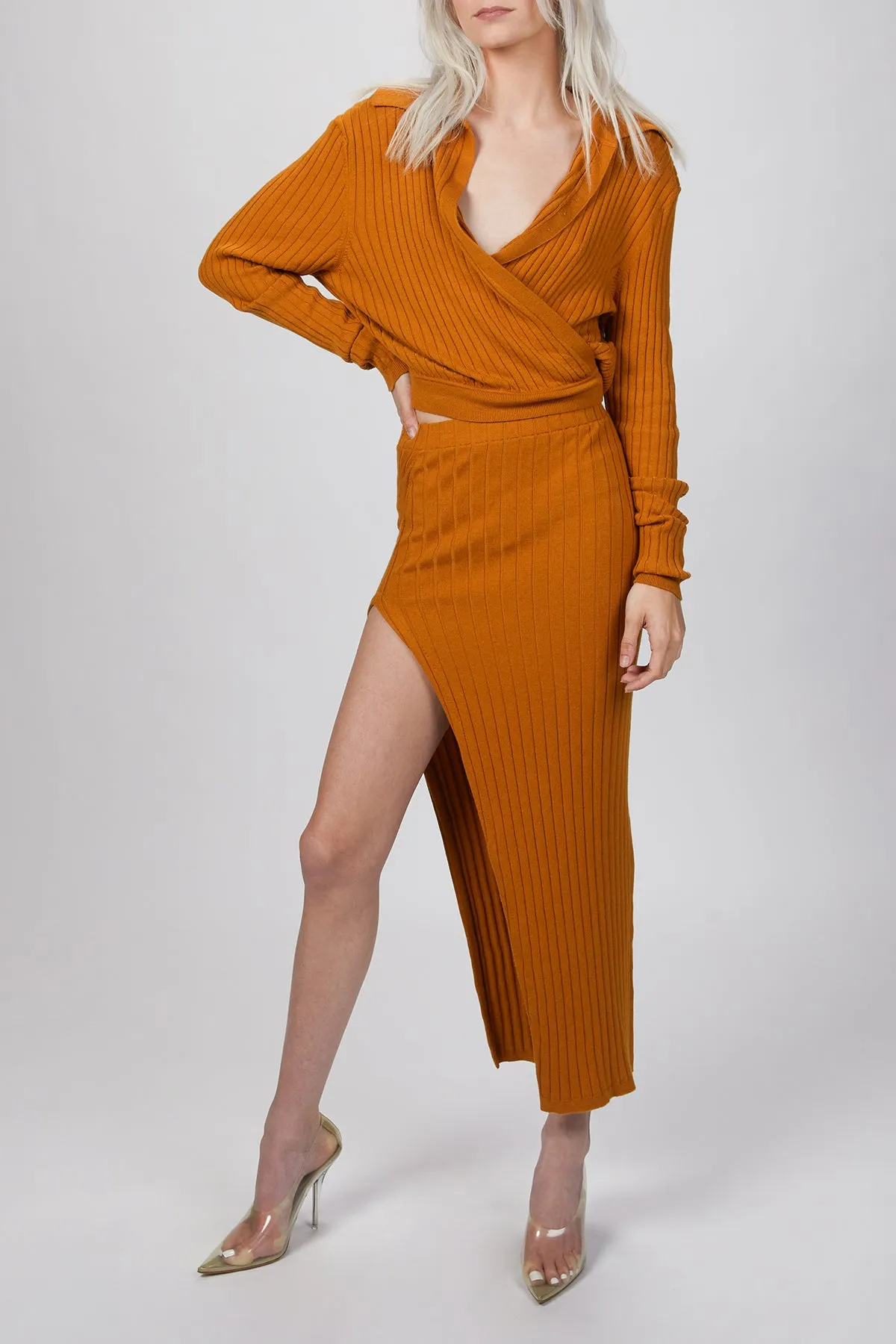 FUSAKO KNIT TOP