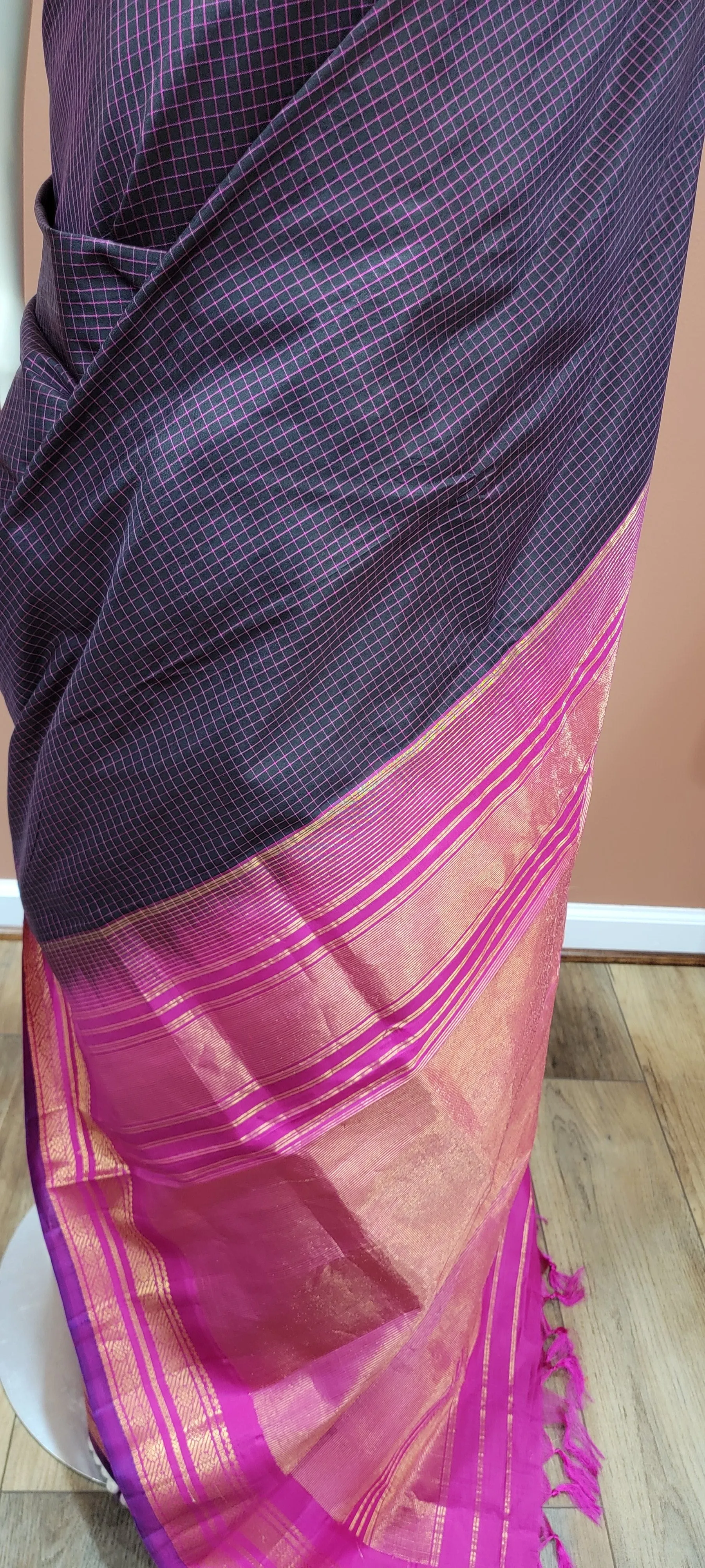 Gadwal Silk Saree w/ Blouse in Pink and Brown
