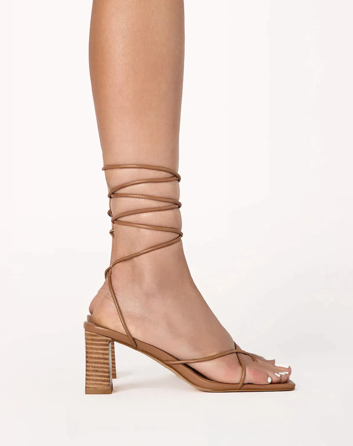 Issa Sandal