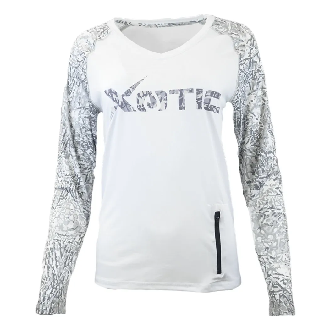 Long Sleeve Women's Performance Shirt