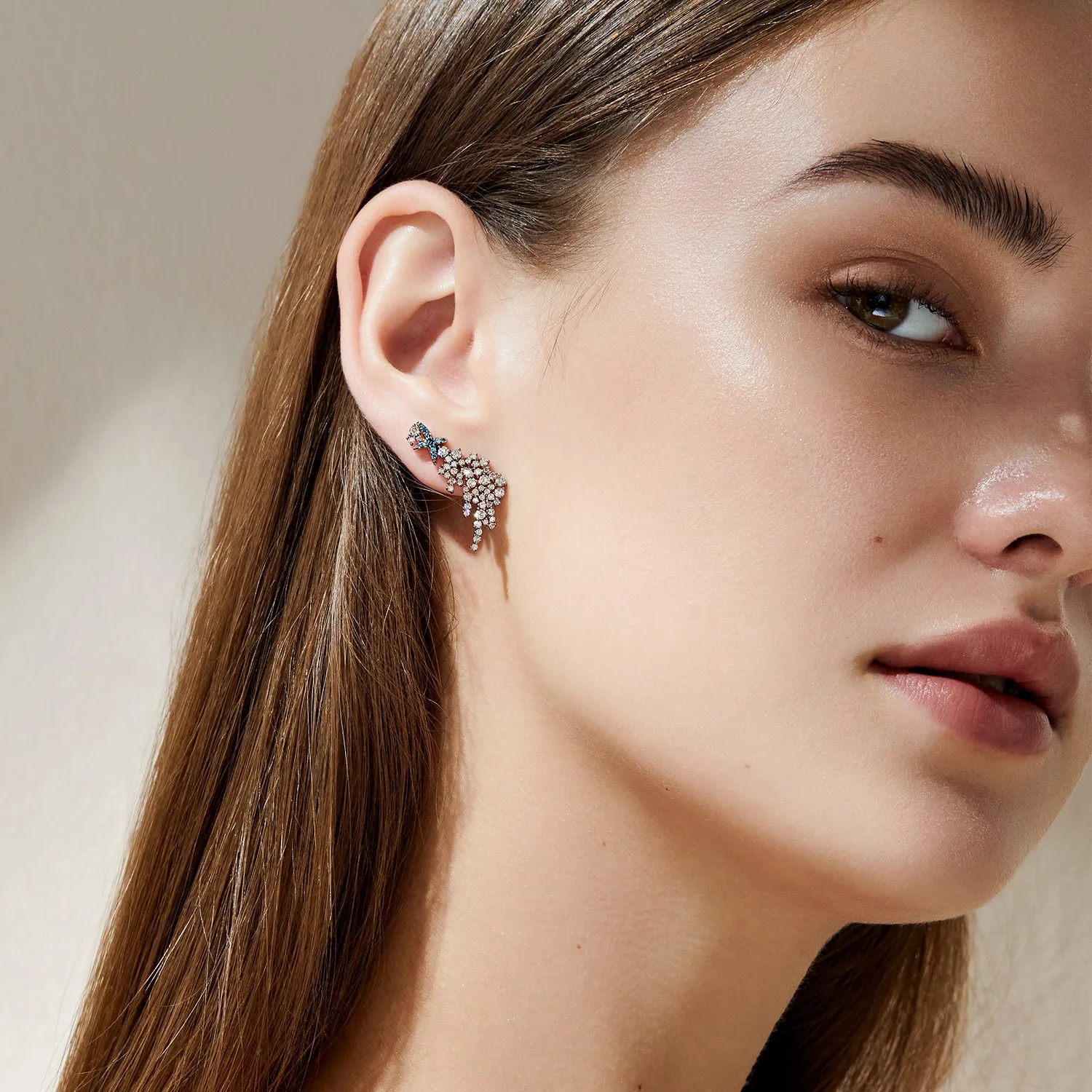 Mon Paris Gold One-sided Earring JDPERYF194S