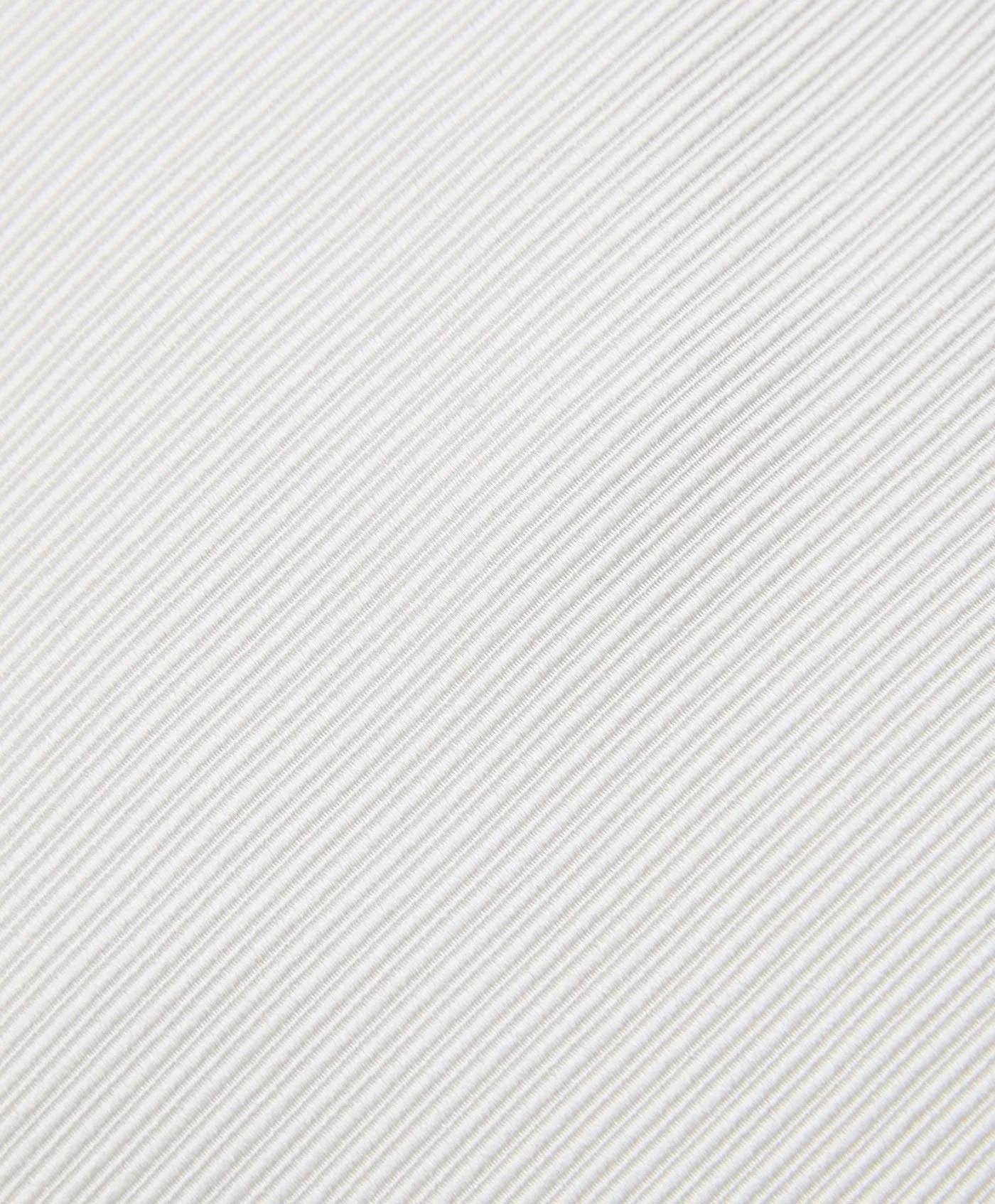 NT6962100 | Twill Weave Italian Silk Neck Tie