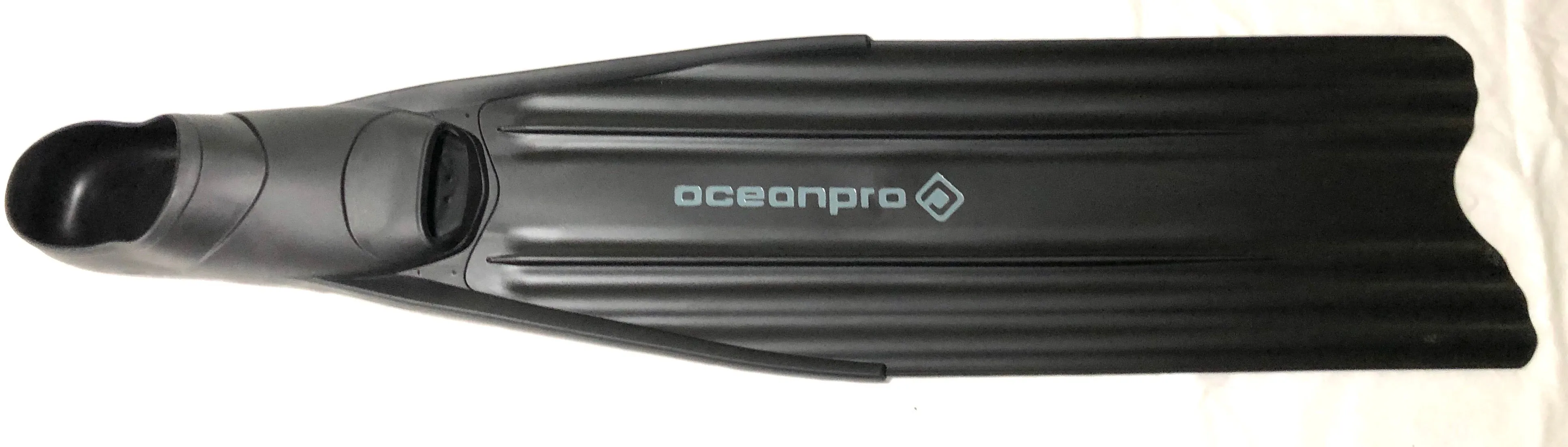Ocean Pro Enzo Full Foot Free Diving Fins Size 39/40 ONLY