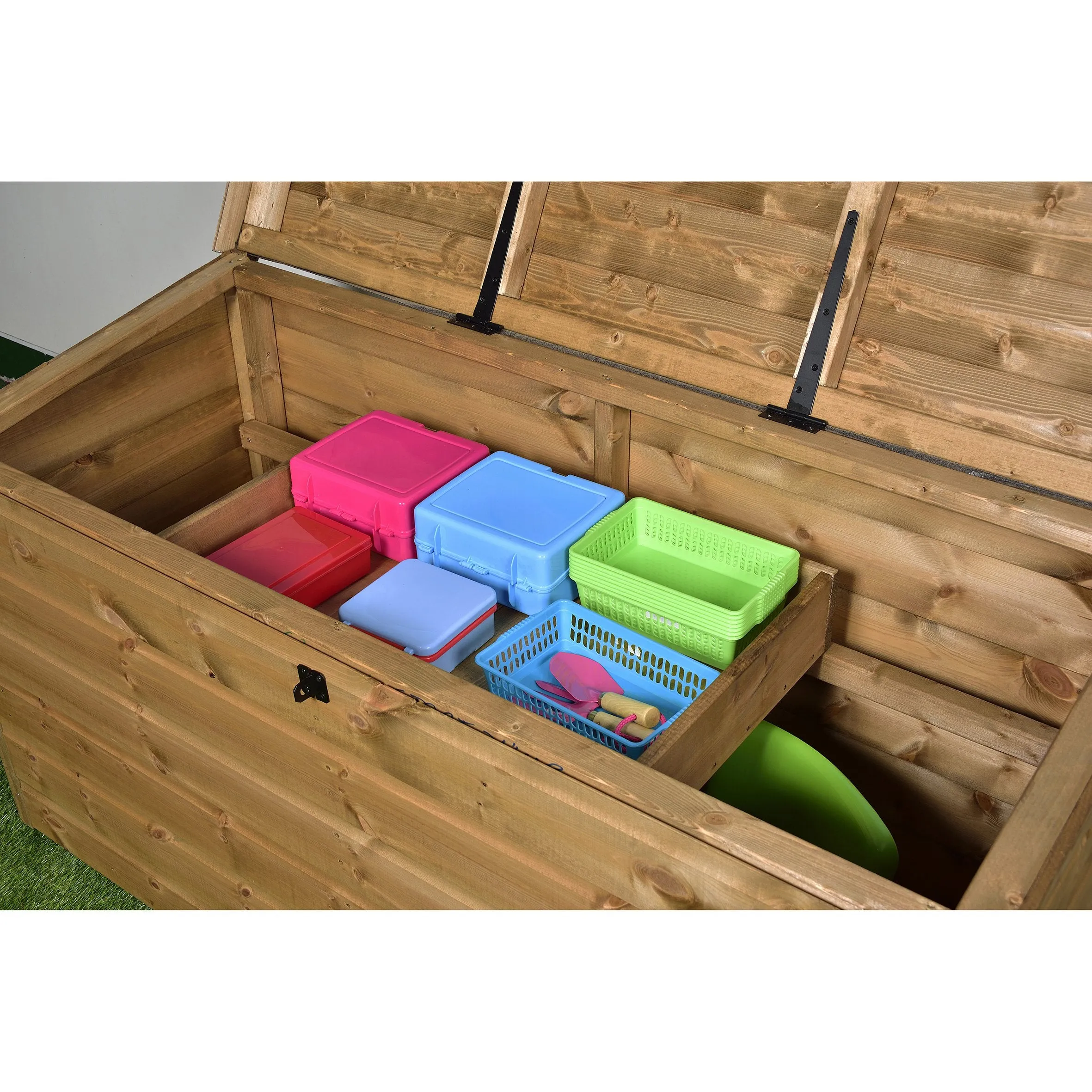 Outdoor Storage Chest (with Installation)