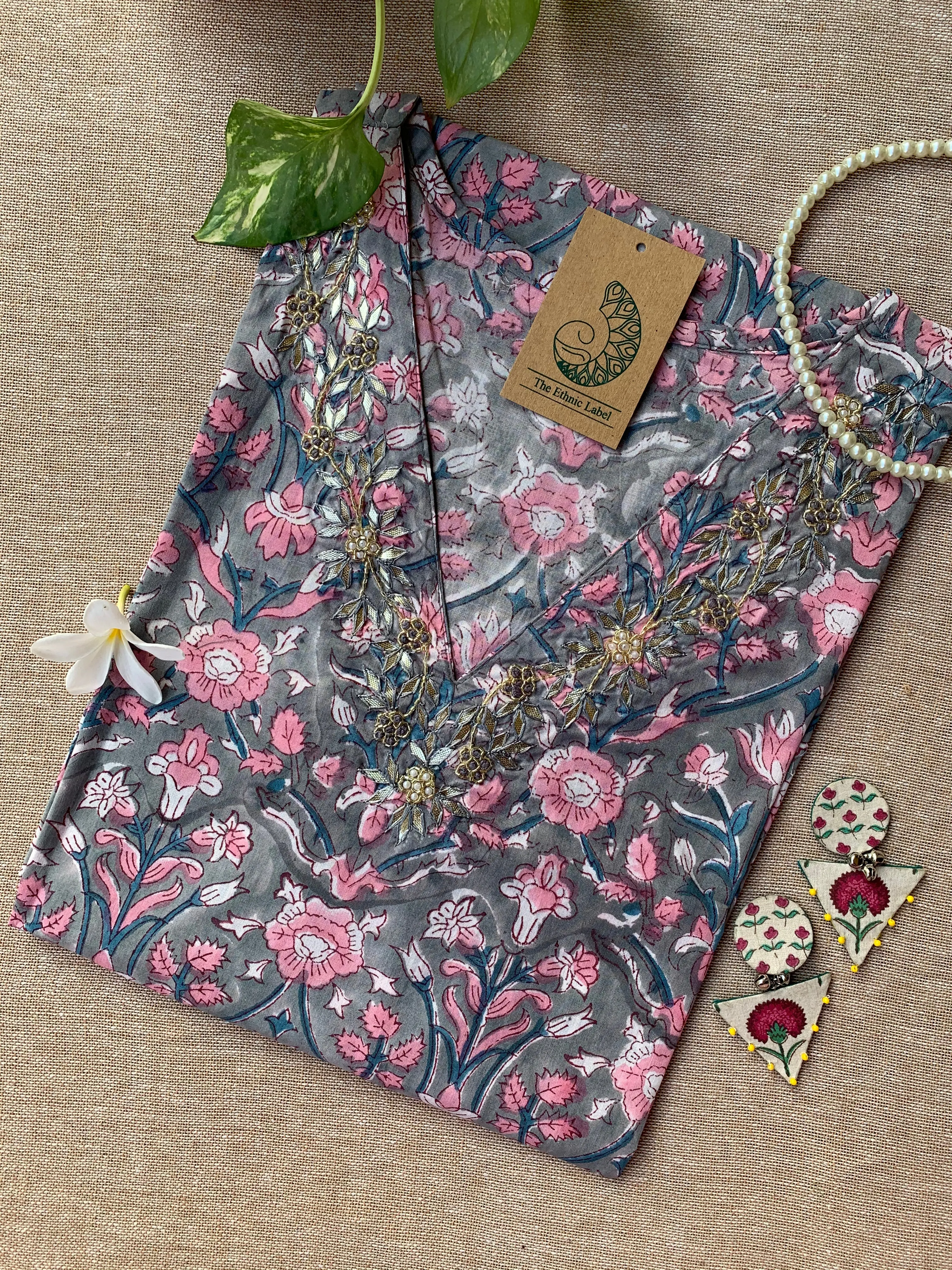 "Himani" Hand Work Embellished Cotton kurta-M