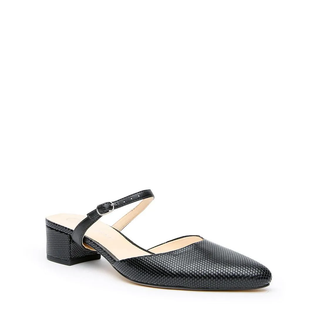 Rattlesnake Slide   Black Twiggy Strap