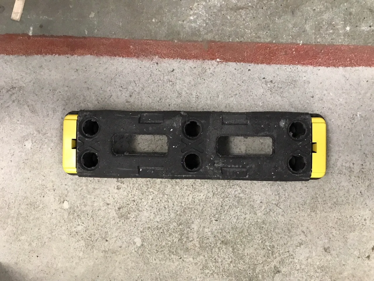 Rubber Fencing Block