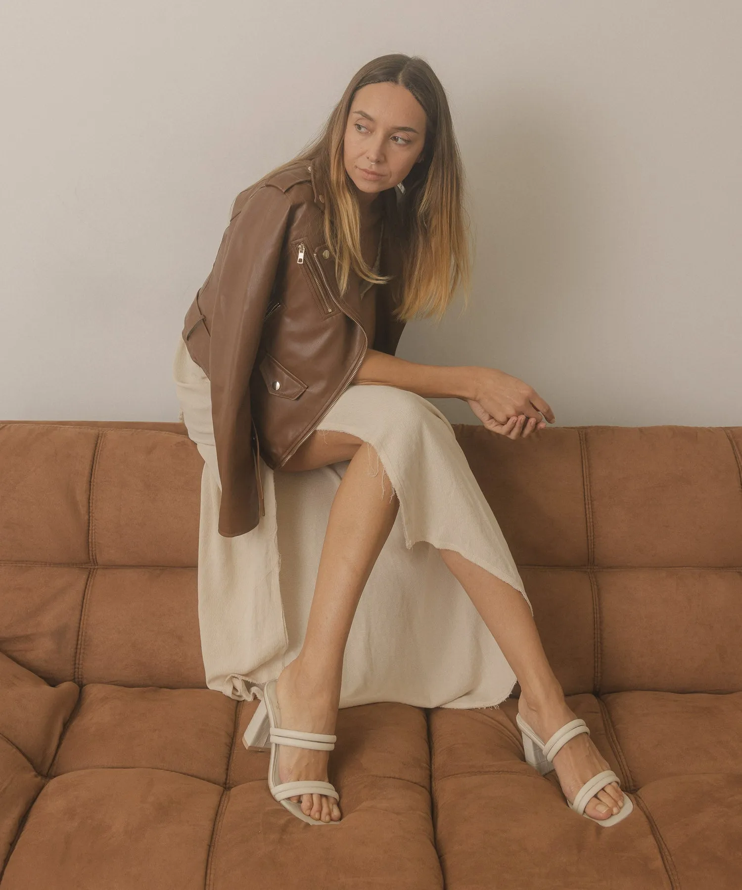 The Angela | Beige Strappy Aligator Block Heel