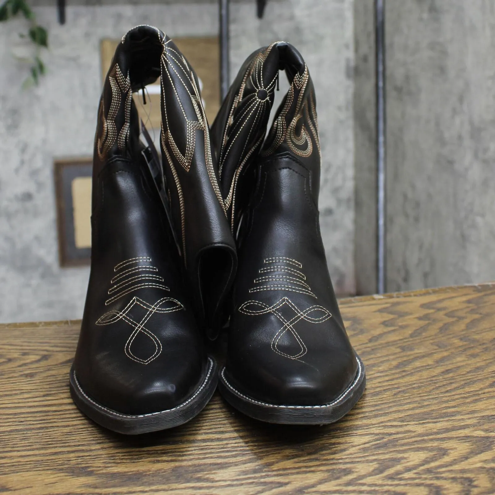 Wild Fable Kenzi Tall Western Dress Boots with Memory Foam Insole Black 11M