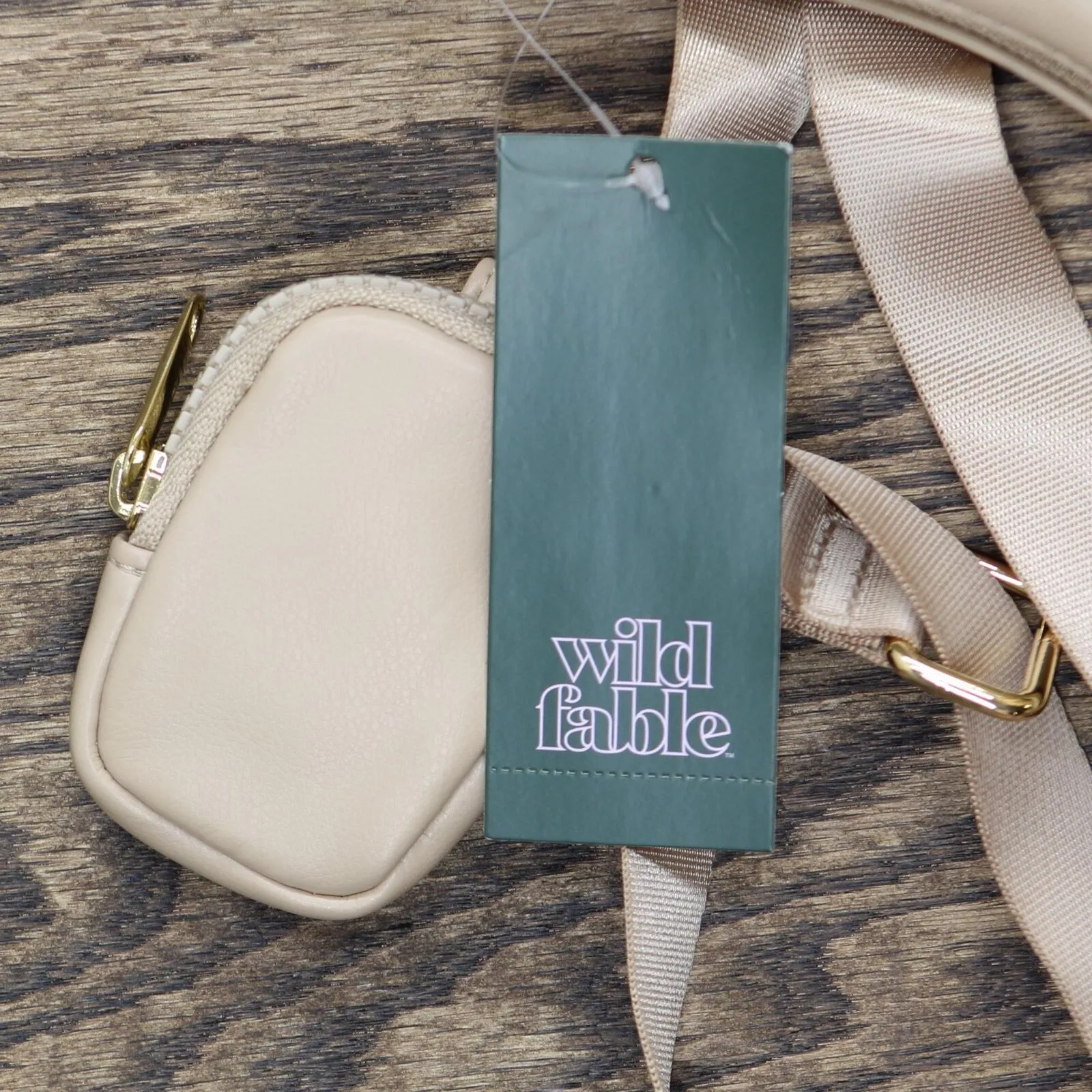 Wild Fable Womens Crossbody Bag with Pouch
