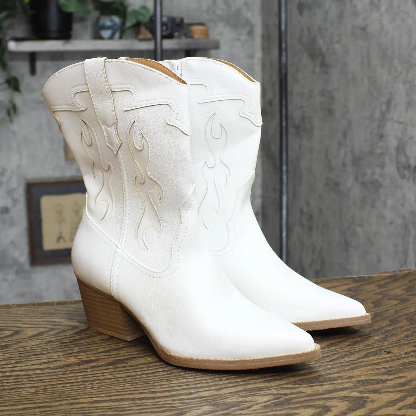 Wild Fable Women's Daytona Western Boots with Memory Foam Insole 89477739